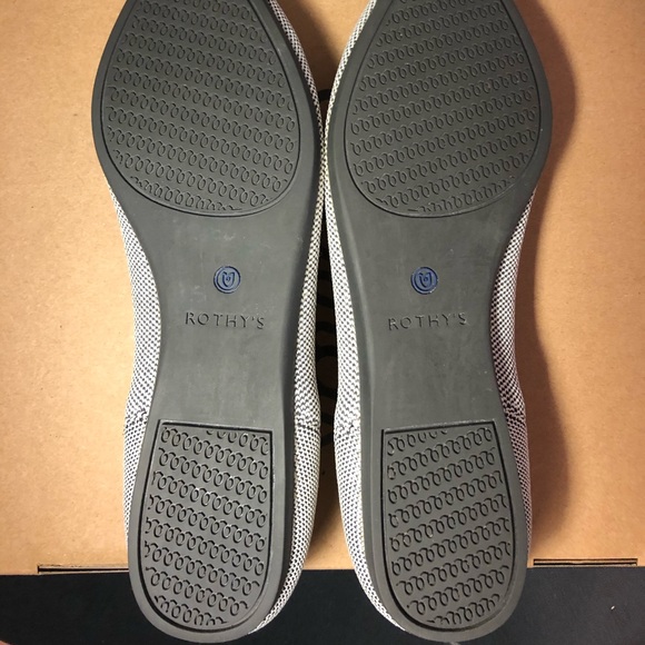SOLD Rothy’s Piped Grey points size 9.5 - Picture 3 of 5
